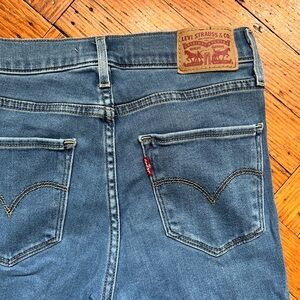 Levi's 720 High Waisted Super Skinny Jeans